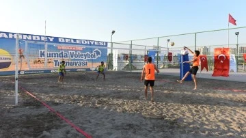 Şahinbey kumda voleybol turnuvası düzenliyor
