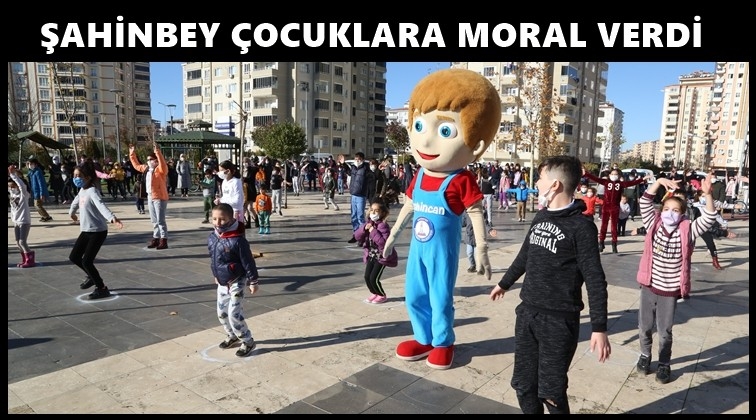 Şahinbey'den &ccedil;ocuklara moral...