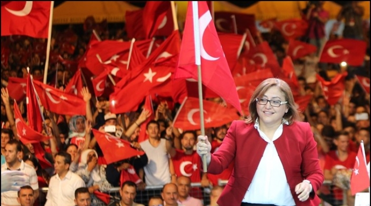 Şahin'den, 15 Temmuz mesajı