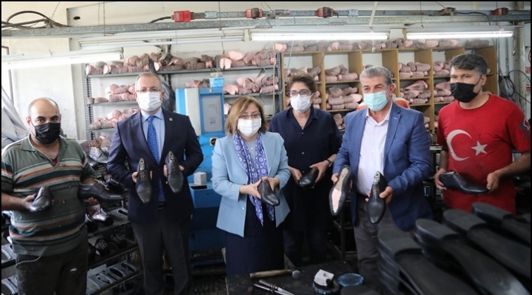 Şahin'den esnafa desteğe devam mesajı...