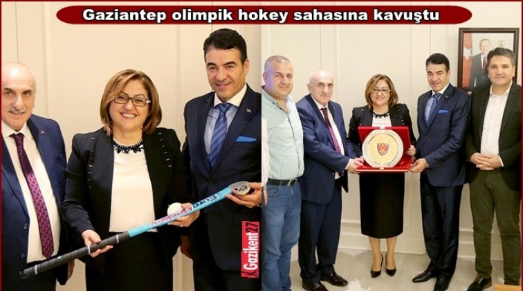 Şahin&rsquo;den Hokey&rsquo;e b&uuml;y&uuml;k destek