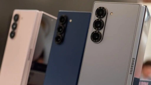 Samsung'un üçe katlanabilen telefonun nasıl görüneceği ortaya çıktı