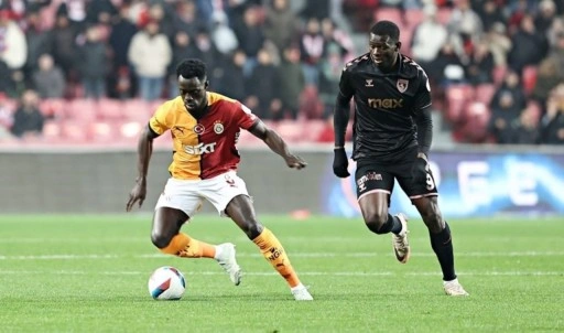 Samsunspor - Galatasaray maçında tartışma yaratan ofsayt kararı!