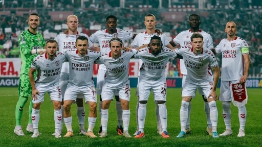 Samsunspor Avrupa’da 3'te 3 yaparak liderliği aldı!