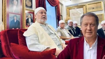 Sanat&ccedil;ı Ahmet &Ouml;zhan, tarikat şeyhi oldu!