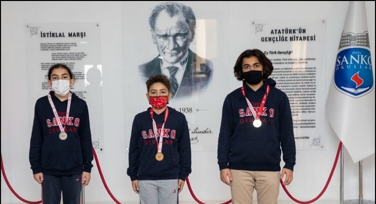 Sankolu &ouml;ğrencilerin satran&ccedil; başarısı...