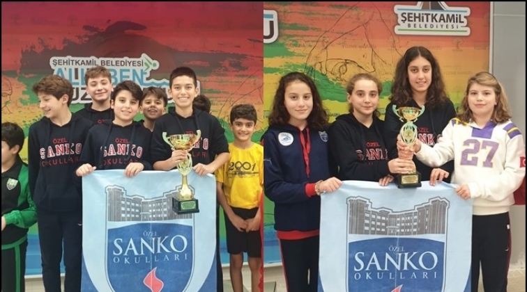 Sanko'lu yüzücüler üç kupa kazandı