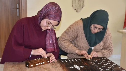 Sedef işlemeciliği Şahinbey'de yeniden hayat buluyor...