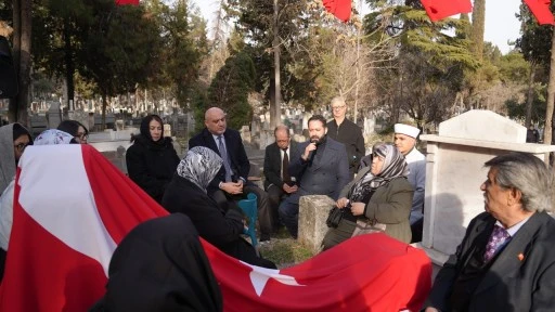 Şehit Mehmet Kamil mezarı başında dualarla anıldı