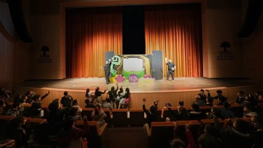 Şehitkamil'de 10 bin 800 &ccedil;ocuk tiyatro ile tanıştı