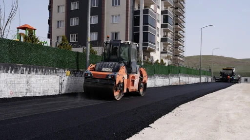 Şehitkamil'de asfaltlama ve yol onarım &ccedil;alışmaları