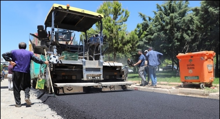 Şehitkamil'de bozulan yollar yenileniyor...