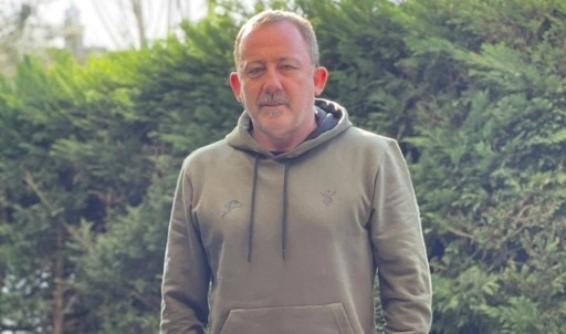 Sergen Yalçın'dan Fenerbahçeli futbolculara eleştiri: 'Futbolu bırak, bu ikisiyle hiç olma