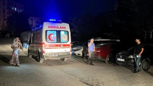 Siirt'te polis lojmanında yangın: 13 kişi hastaneye kaldırıldı!