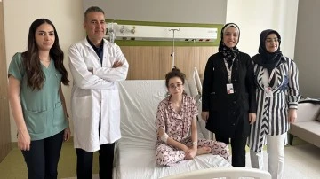 Skolyoz tanısı konulan çocuk sağlığına kavuştu