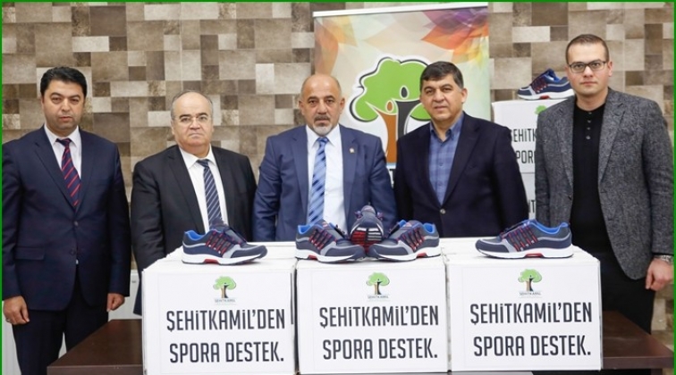 Spora desteği s&uuml;r&uuml;yor