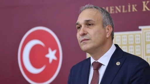 Suat Özçağdaş'tan açıklama; ' 70 yaşındaki amcanın suratına biber gazı sıkan AK polis, senin peşindeyim, seni bulacağım, yargılanacaksın.&quot;