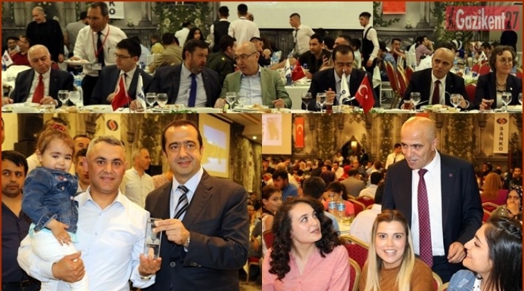 S&uuml;per Film &ccedil;alışanları aileleriyle iftarda buluştu