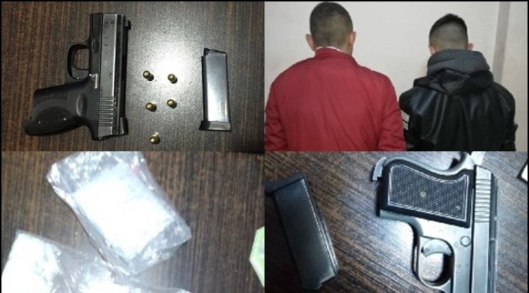Ş&uuml;pheli şahıslardan tabanca ve uyuşturucu &ccedil;ıktı