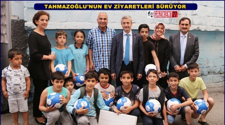 Tahmazoğlu ev ziyaretlerini s&uuml;rd&uuml;r&uuml;yor