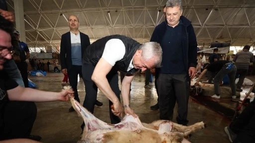 Tahmazoğlu, kurban kesim yerlerini ziyaret etti