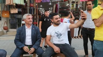 Tahmazoğlu'nun mahalle ziyaretleri sürüyor