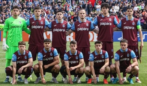 Trabzonspor, Barcelona'ya direnemedi: UEFA Gençlik Ligi'nde ikinci oldu!