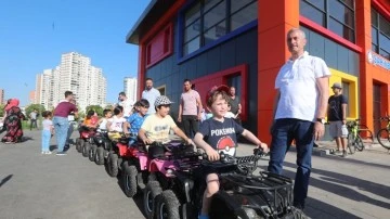 Trafik parklar yoğun ilgi g&ouml;r&uuml;yor...