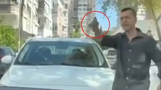 Trafikte kadınlara silah doğrultmuştu: Hakkında karar verildi!