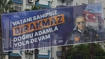 Türk bayraklı Erdoğan pankartlarına toplatılma kararı