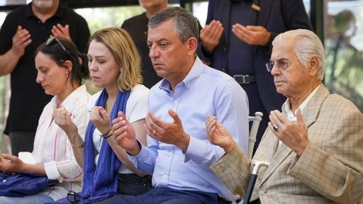 Özgür Özel ile Nurcan Zeyrek taziyeleri kabul etti