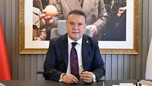 Muhittin Böcek yeniden hastaneye kaldırıldı