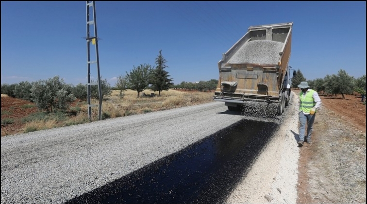 &Uuml;&ccedil; il&ccedil;eyi birbirine bağlayacak yolda &ccedil;alışma...