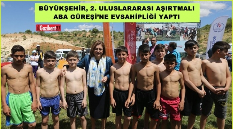 Uluslararası Aşırtmalı Aba Güreşi yarışmaları başladı