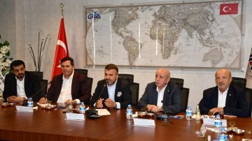 Un sekt&ouml;r&uuml;n&uuml;n geleceği GAİB&rsquo;te masaya yatırıldı