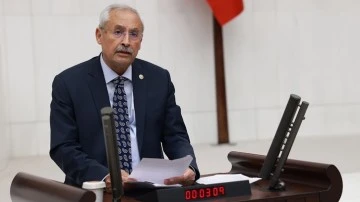 Uzman &Ouml;ğretmenlik sınavı mağdurları Meclis g&uuml;ndeminde