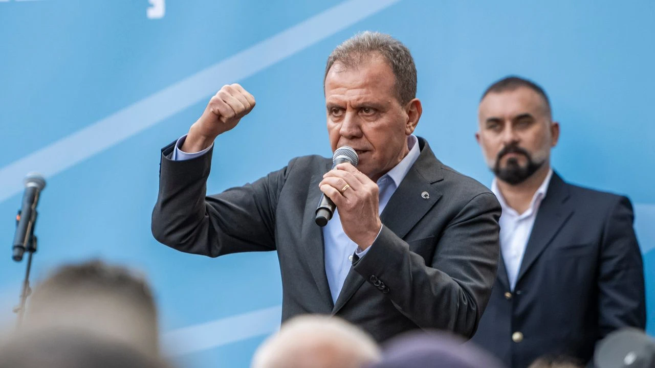 Vahap Seçer: DEM Partili seçmen AK Parti'nin adayını desteklemeyeceğini düşünüyorum