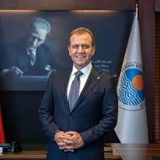 Vahap Seçer: DEM Partili seçmen AK Parti'nin adayını desteklemeyeceğini düşünüyorum