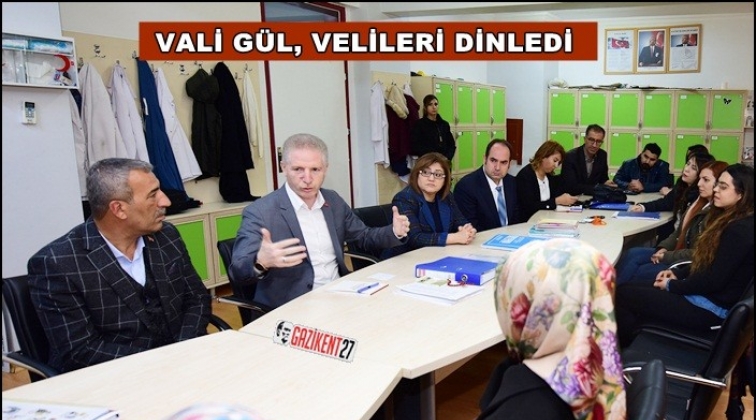 Vali G&uuml;l, okul aile birliği toplantılarına katıldı