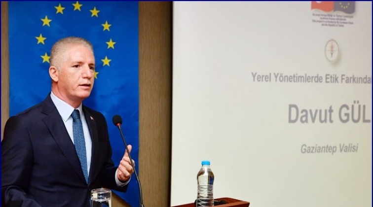 Vali G&uuml;l: Y&ouml;netimde şeffaflık ilkesi &ouml;nemli