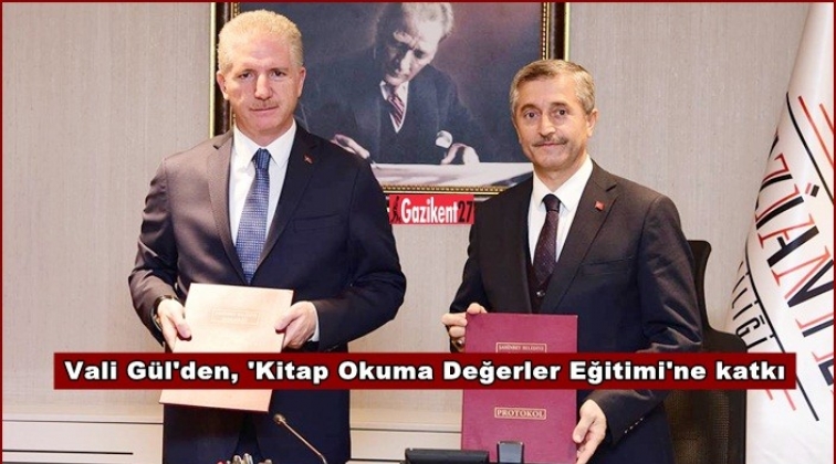 Vali G&uuml;l'den, 'Kitap Okuma Değerler Eğitimi'ne katkı