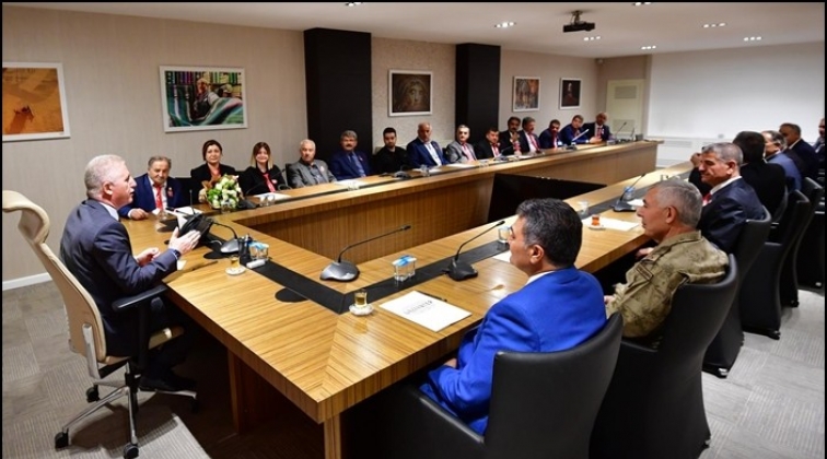 Vali G&uuml;l&rsquo;den Muhtarlar G&uuml;n&uuml; mesajı