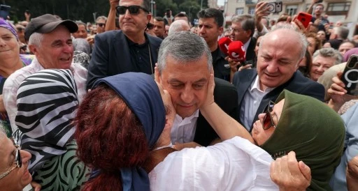YENİ Parti Genel Başkanı &Ouml;zg&uuml;r &Ouml;zel Kocaeli'nde 