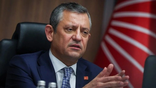 Yer Silivri... &#xD6;zg&#xFC;r &#xD6;zel&#x27;den mitinge &#xE7;a&#x11F;r&#x131;!