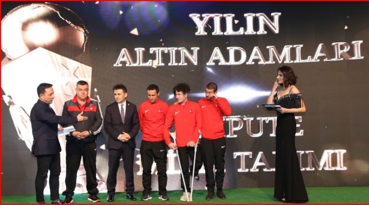 Yılın altın adamlarına ödül