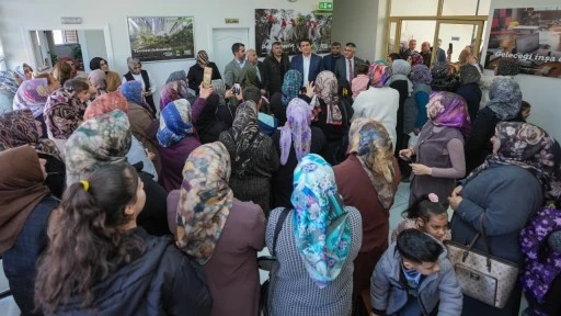 Yılmaz'dan kadın ve &ccedil;ocuklara ziyaret