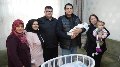 Yılmaz'dan, &ldquo;Umut&rdquo; bebeğe ziyaret 