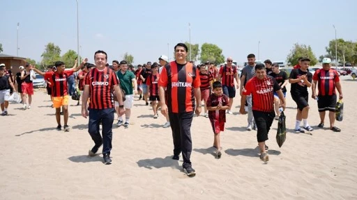 Yılmaz, taraftarlar birlikte günübirlik tatile çıktı