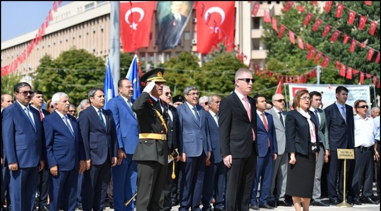 Zafer Bayramı Gaziantep'te coşkuyla kutlandı