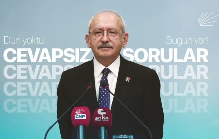 KILIÇDAROĞLU&#039;NDAN BAKAN KOCA&#039;YA VİDEOLU GÖNDERME: PEÇETEYE YAZIP İMZALATMAK YERİNE BİLGİSAYAR ÇIKTISI ALMIŞLAR